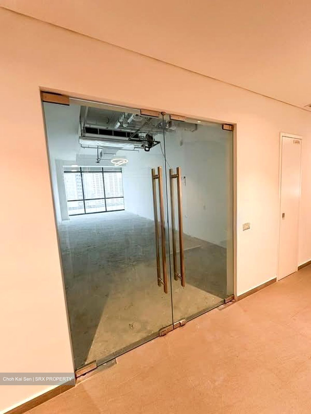 Woods Square (D25), Office #584320911